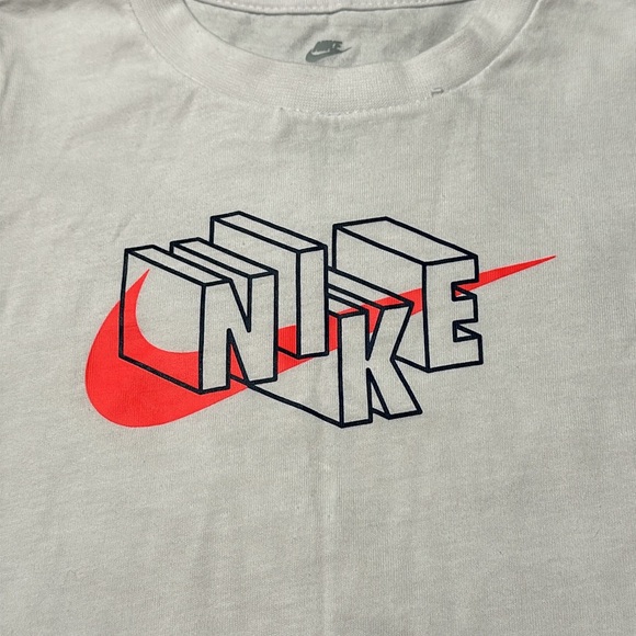 Nike Toddler Boys White Tee, EUC (Looks New), Size 3T - Picture 5 of 8